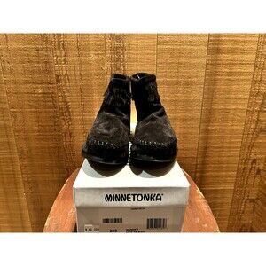 Minnetonka 289 Women's Moccasin Size US 7 Back Zip Boot Black Suede